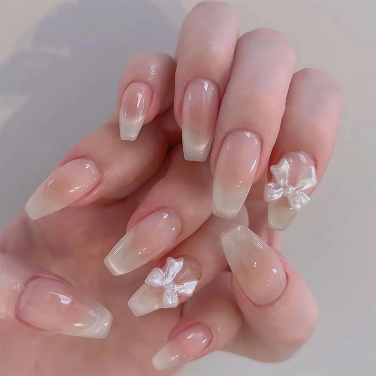 Cat Eye Bowknot Round Fake Nails Art Long Pointed False Nails Rhinestone Pearl Rose Flower Simple Almond Press on Nails Manicure